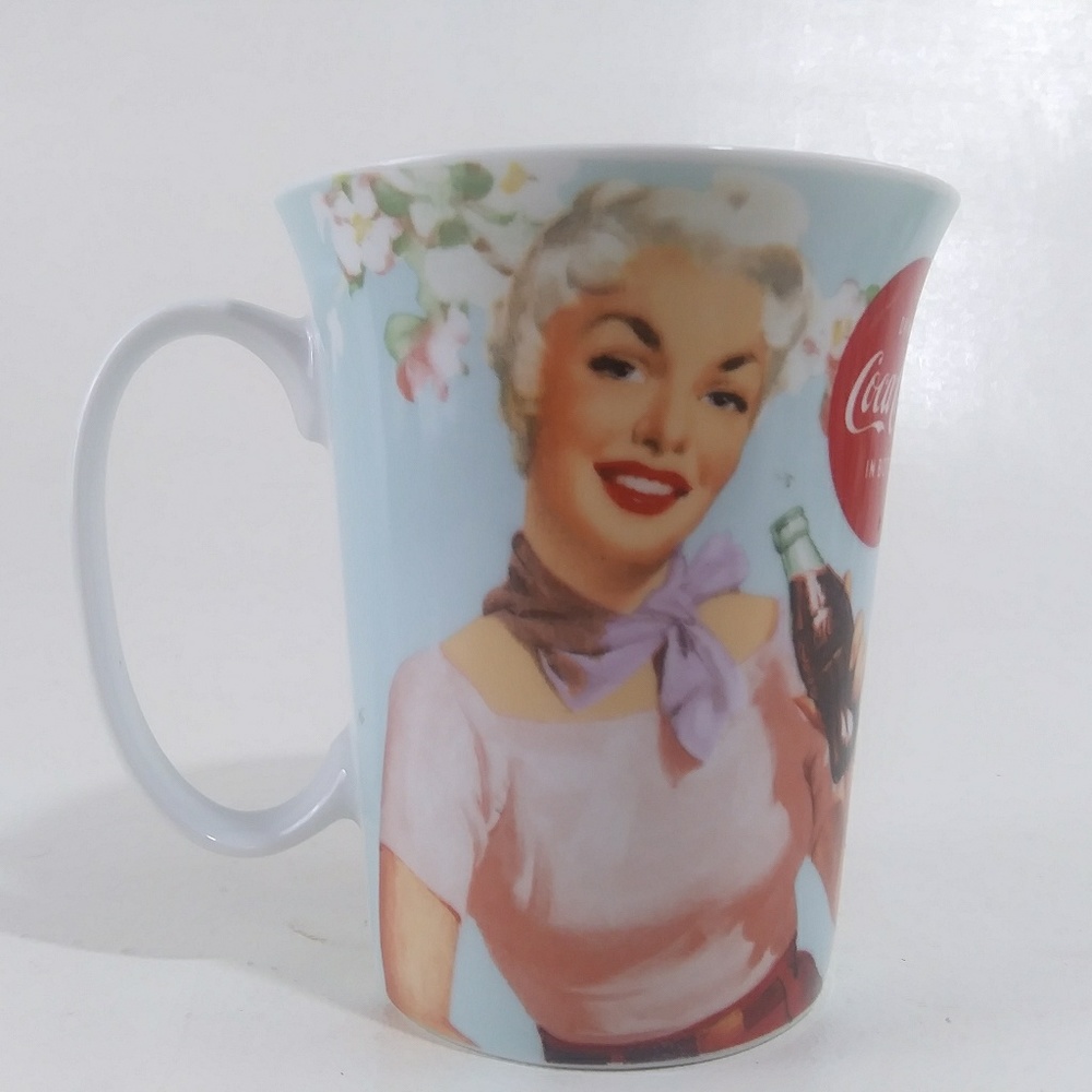 Coca Cola Mug 12 oz Retro Look Coffee/Tea Mug